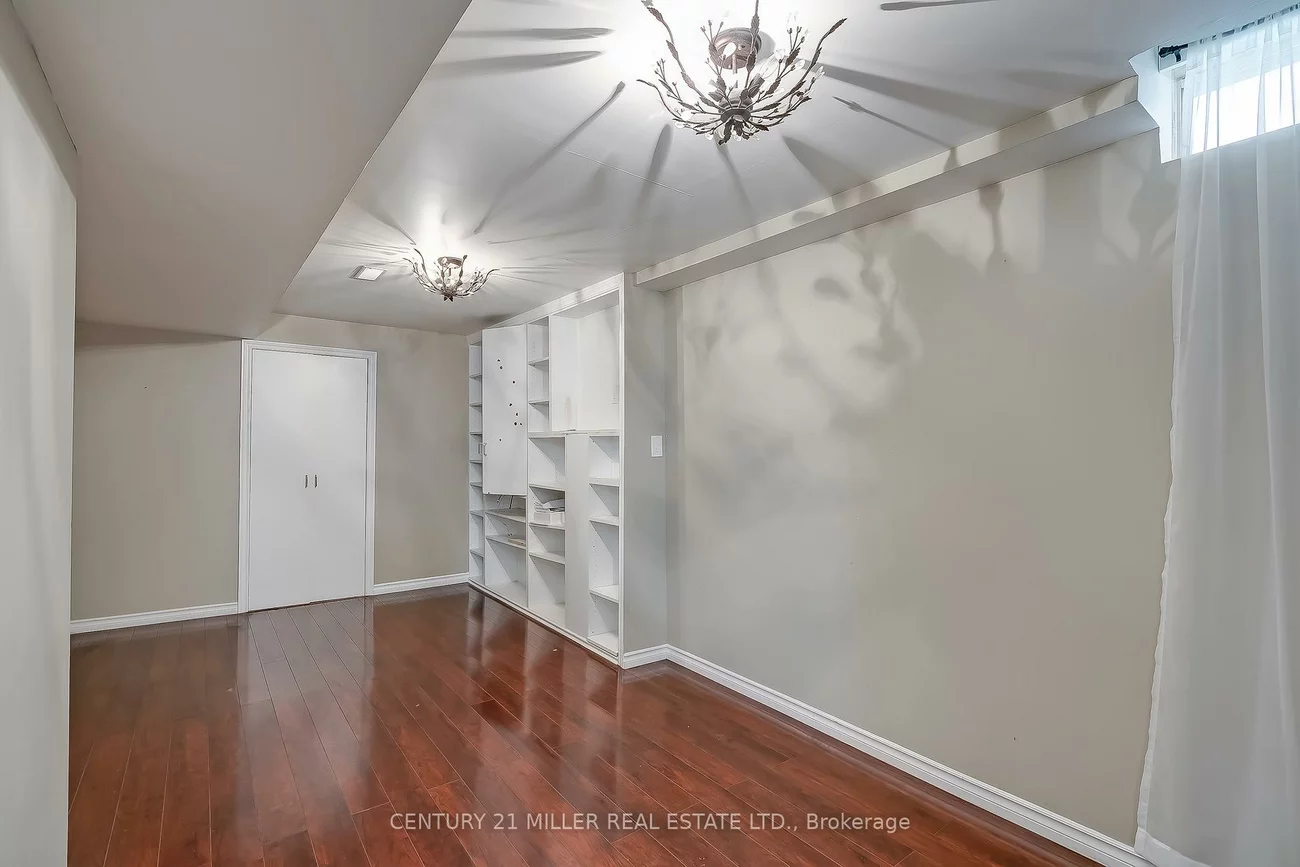 2131, Fiddlers, 1019 - WM Westmount, Oakville