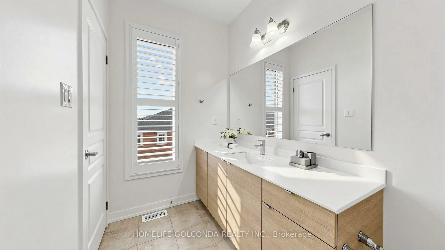 3062, Ernest Appelbe, 1008 - GO Glenorchy, Oakville