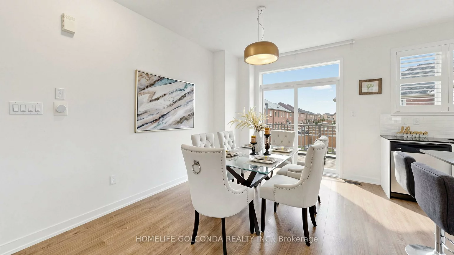 3062, Ernest Appelbe, 1008 - GO Glenorchy, Oakville