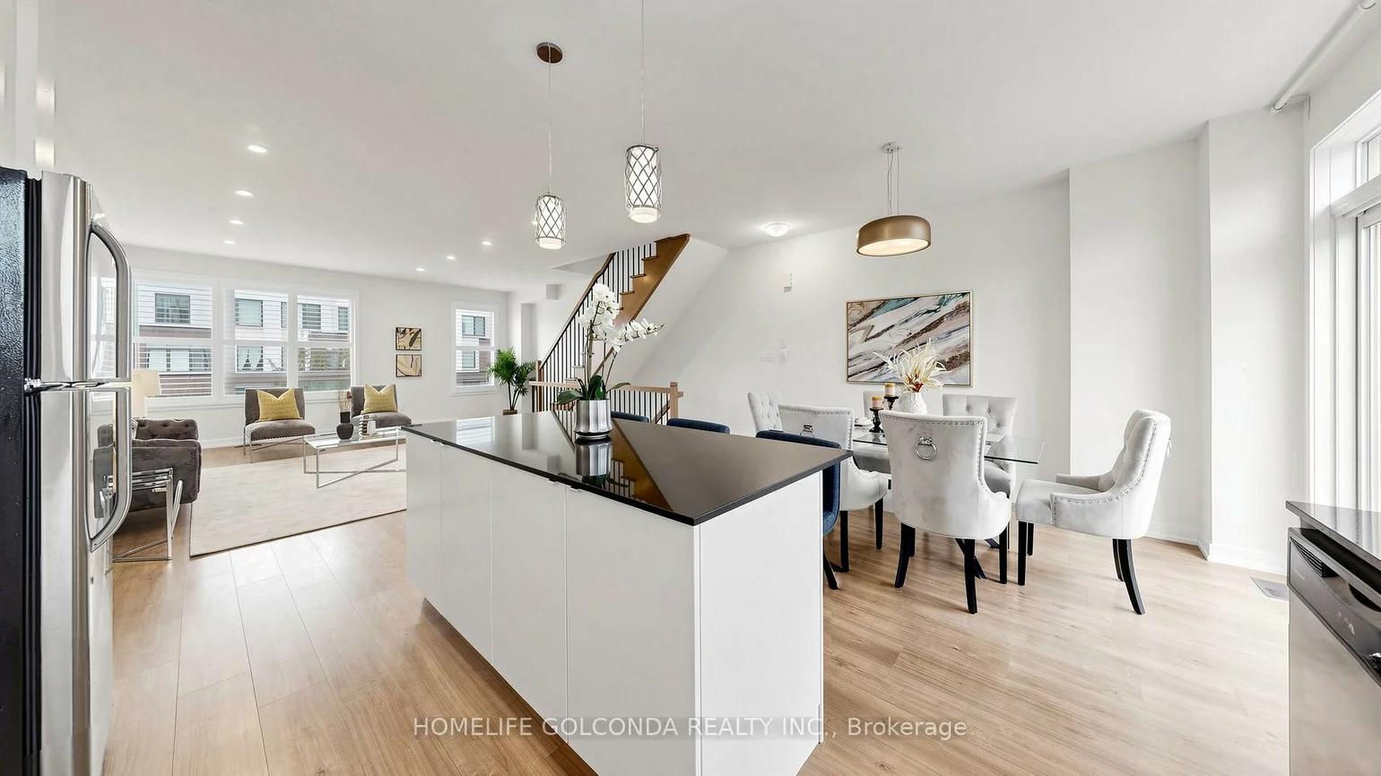 3062, Ernest Appelbe, 1008 - GO Glenorchy, Oakville