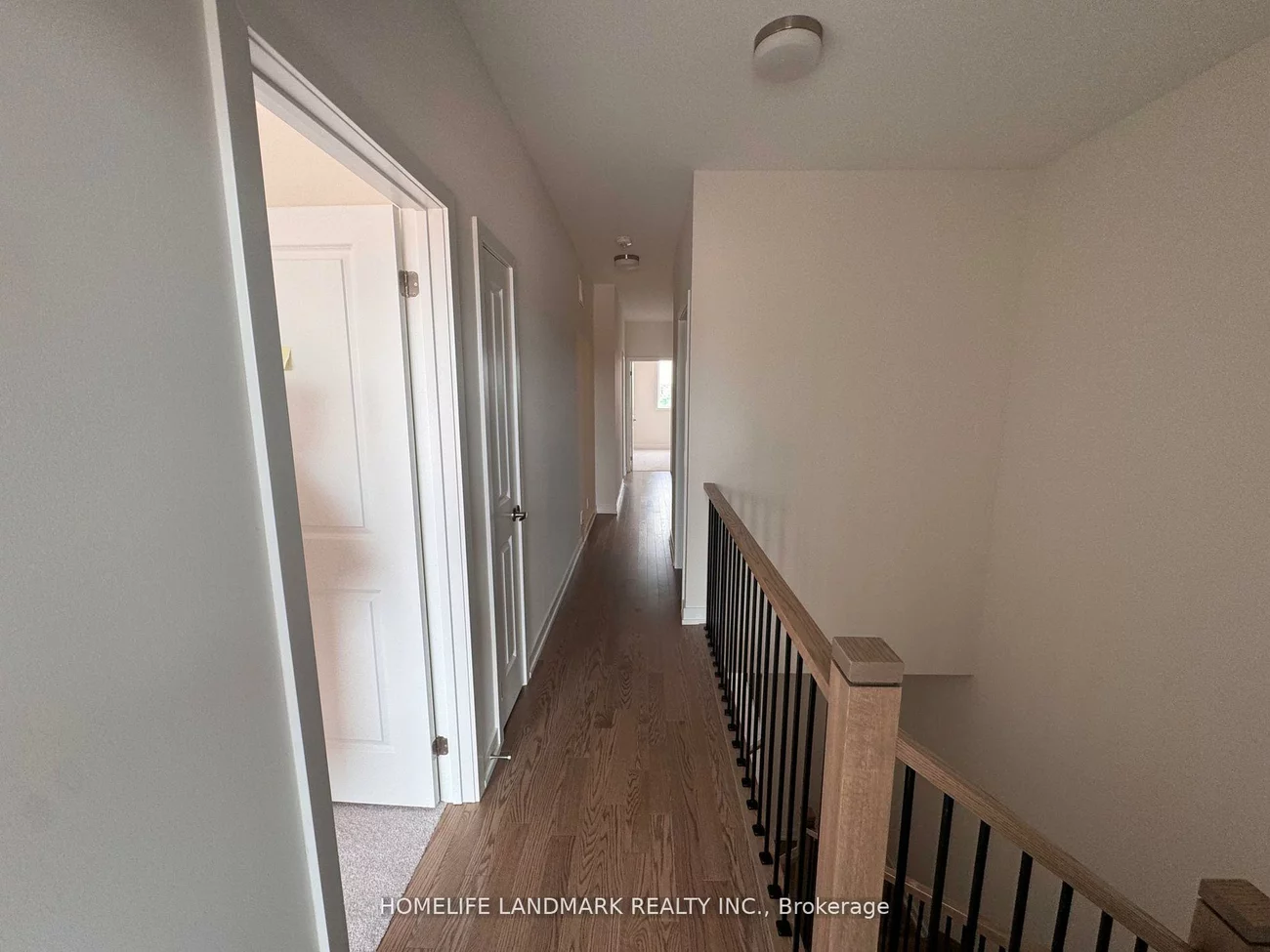 1172, Tanbark, 1010 - JM Joshua Meadows, Oakville