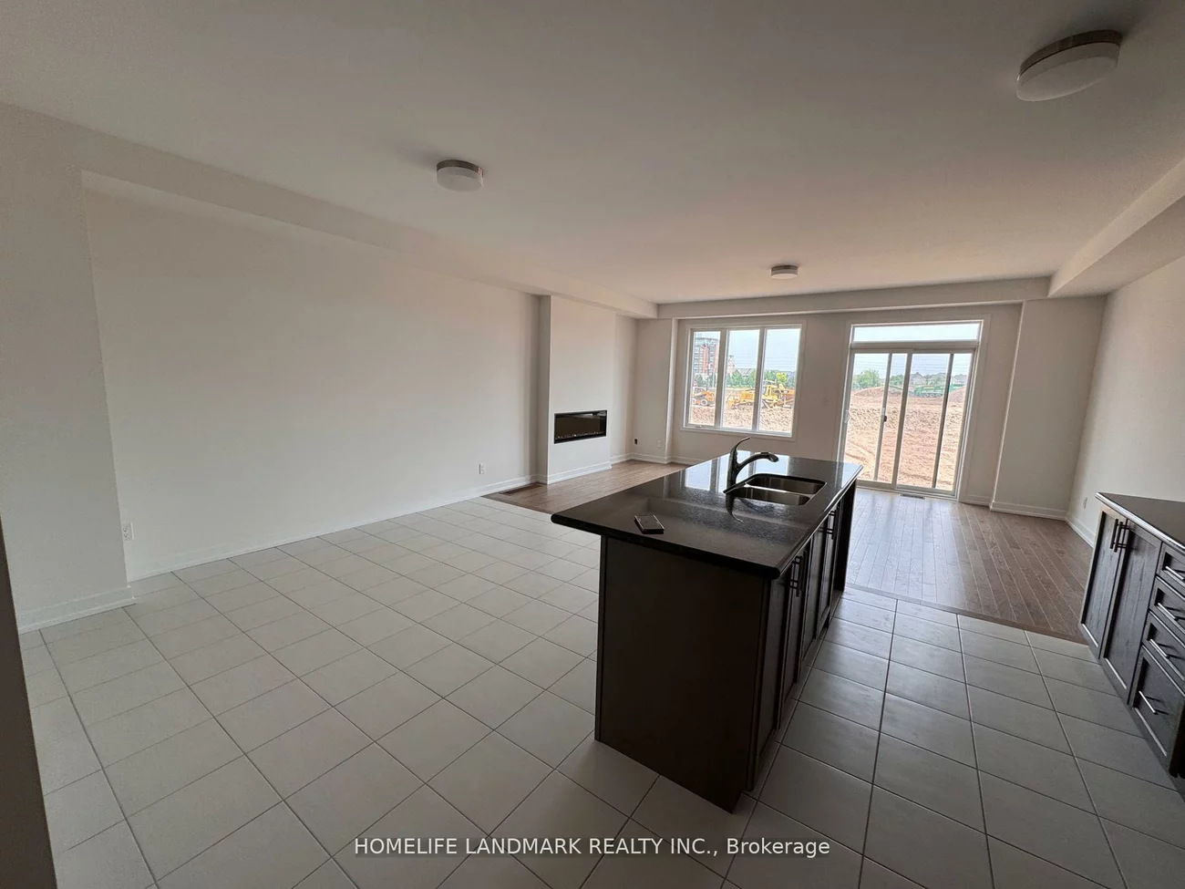 1172, Tanbark, 1010 - JM Joshua Meadows, Oakville