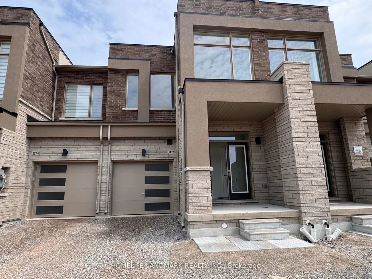 1172, Tanbark, 1010 - JM Joshua Meadows, Oakville