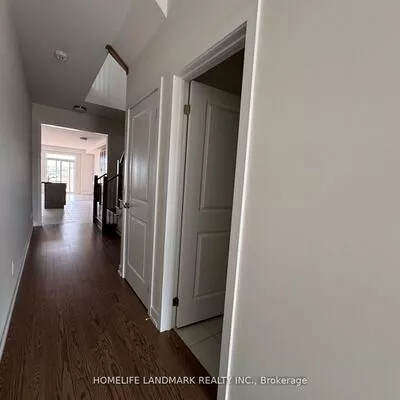 1172, Tanbark, 1010 - JM Joshua Meadows, Oakville