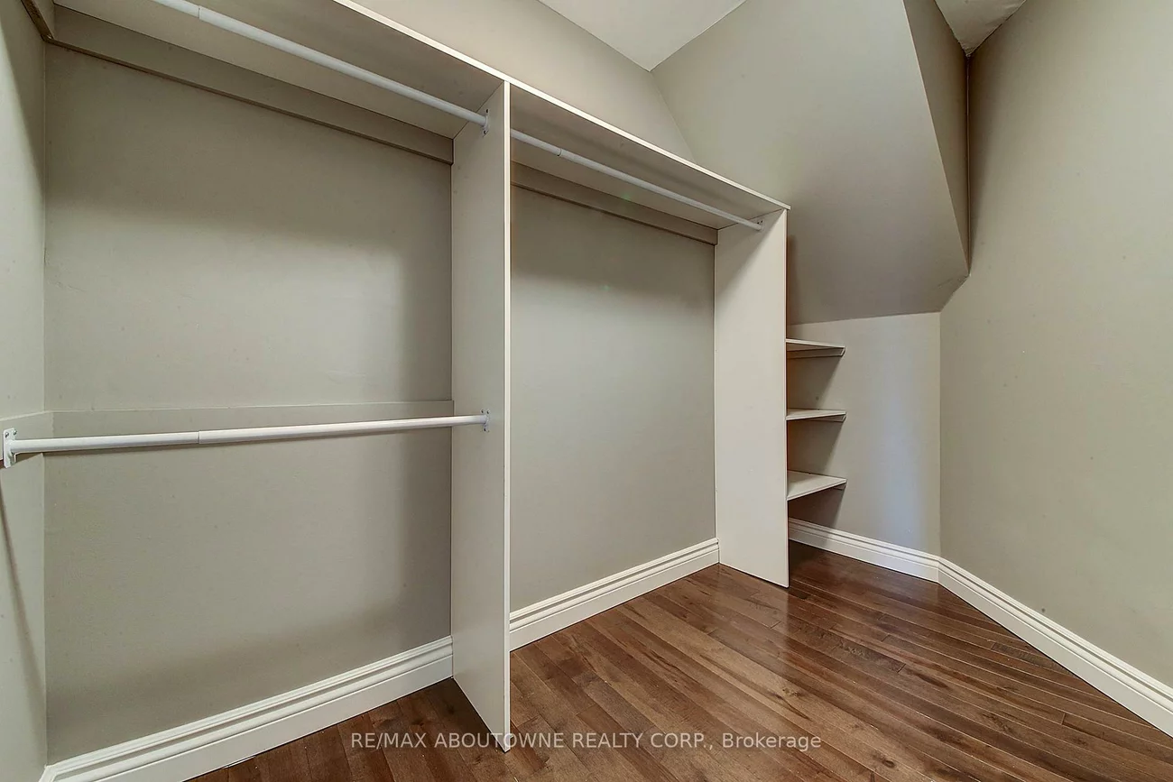 2353, Marine, 1001 - BR Bronte, Oakville