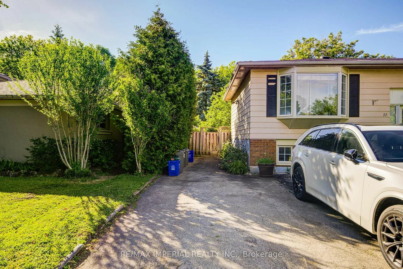 22, Miller, 1003 - CP College Park, Oakville
