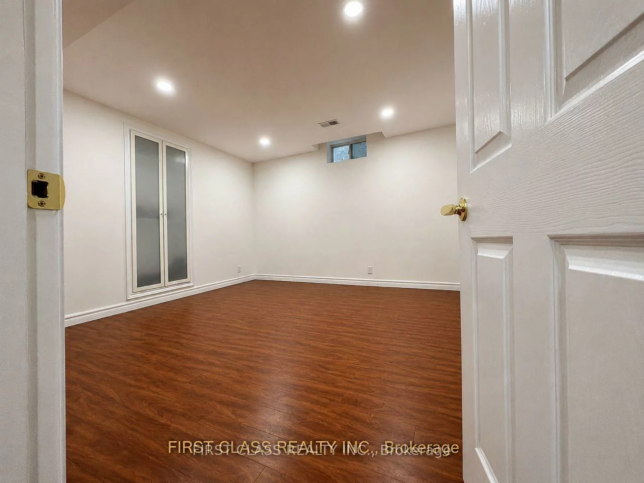 2201, Stratus, 1019 - WM Westmount, Oakville
