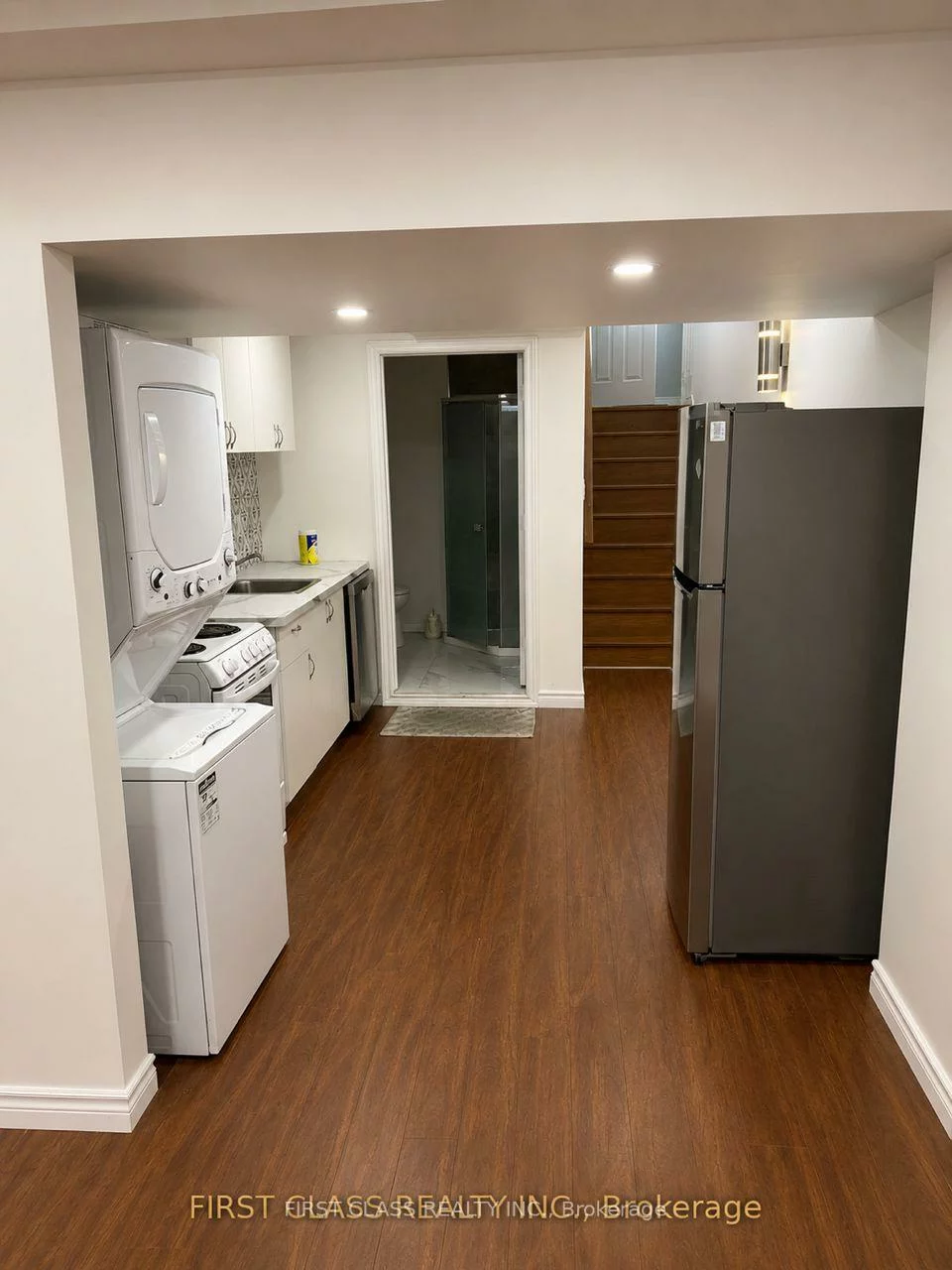 2201, Stratus, 1019 - WM Westmount, Oakville