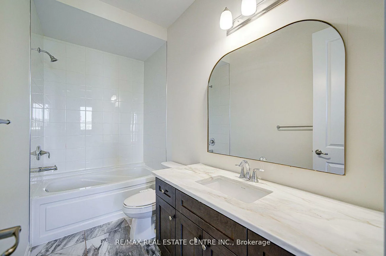 3268, Cloise, 1008 - GO Glenorchy, Oakville