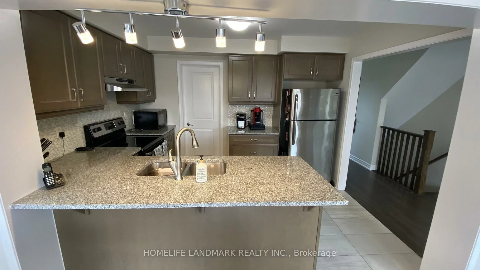 3045, George Savage, 1008 - GO Glenorchy, Oakville