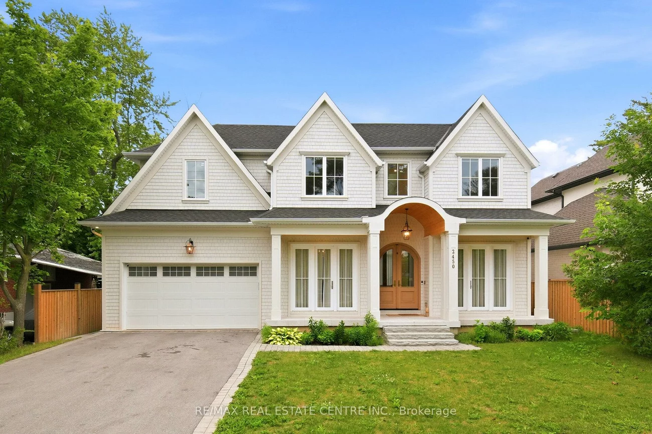 2450, Rebecca, 1001 - BR Bronte, Oakville