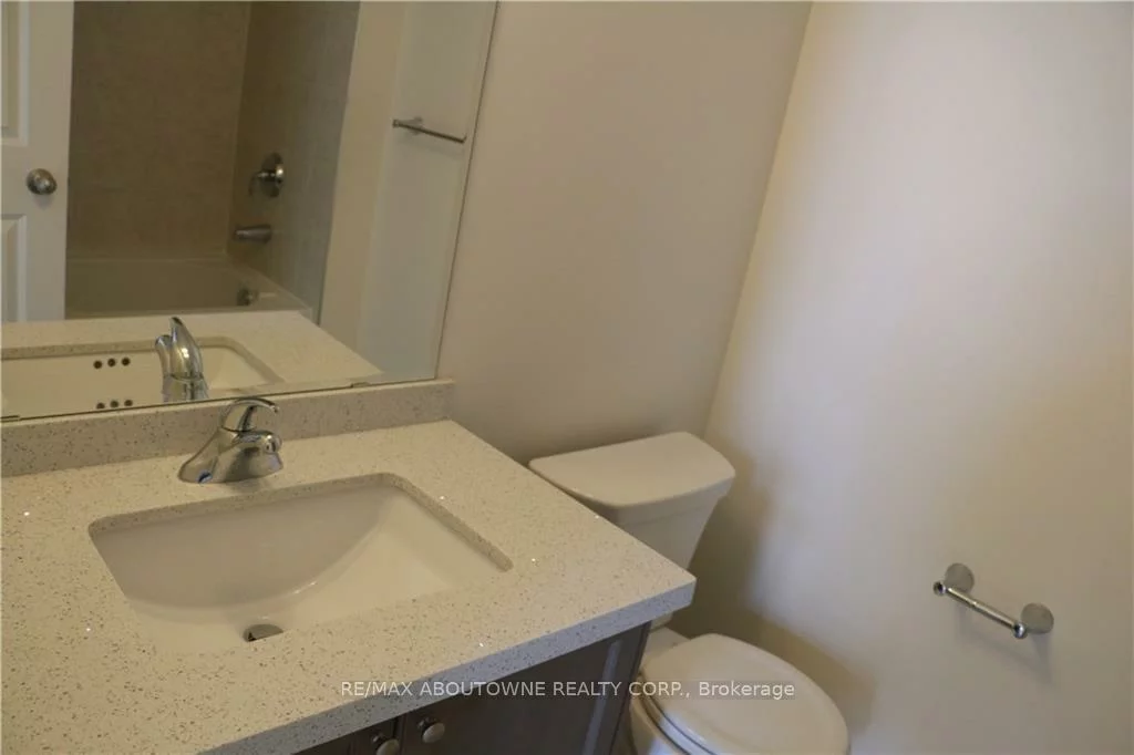 586, Hidden, 1008 - GO Glenorchy, Oakville