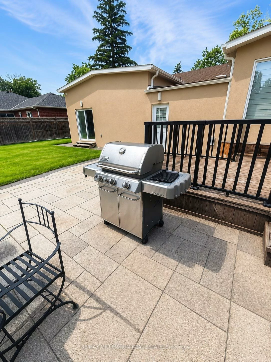 1285, Rebecca, 1020 - WO West, Oakville