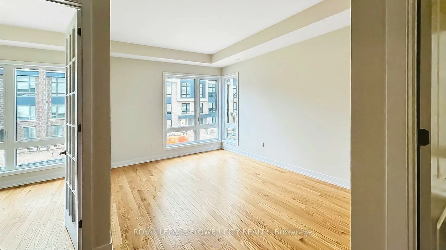 3098, Meadowridge, 1010 - JM Joshua Meadows, Oakville