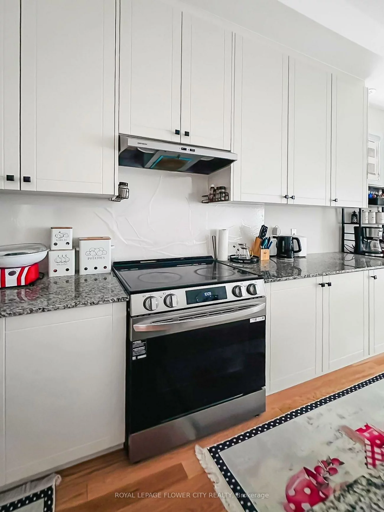 3098, Meadowridge, 1010 - JM Joshua Meadows, Oakville