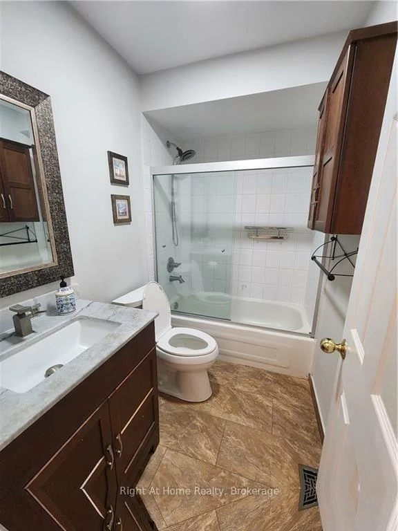 2070, White Dove, 1022 - WT West Oak Trails, Oakville