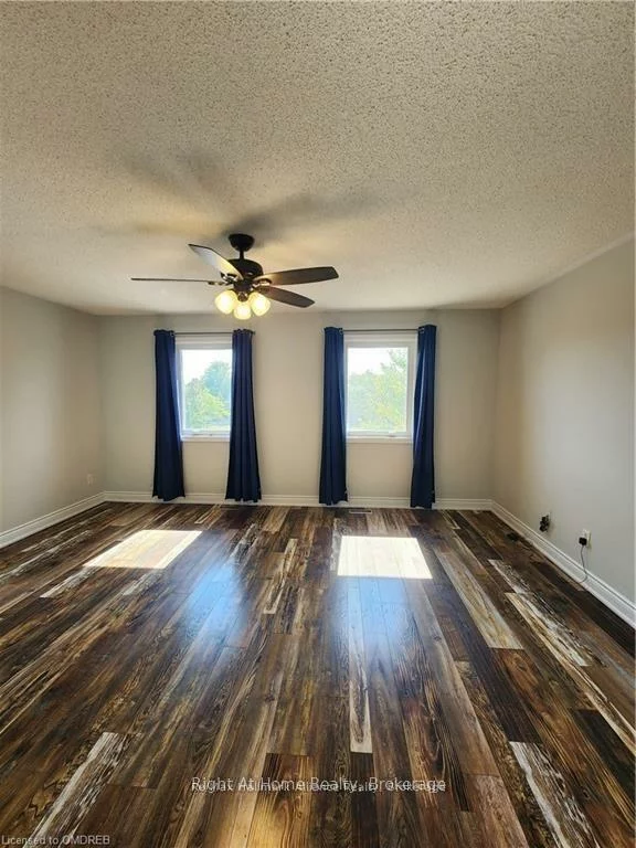 2070, White Dove, 1022 - WT West Oak Trails, Oakville