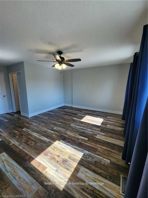 2070, White Dove, 1022 - WT West Oak Trails, Oakville