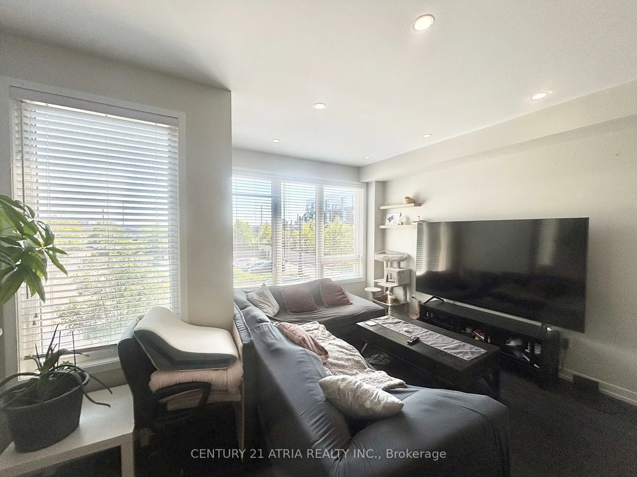 193, Sabina, 1008 - GO Glenorchy, Oakville