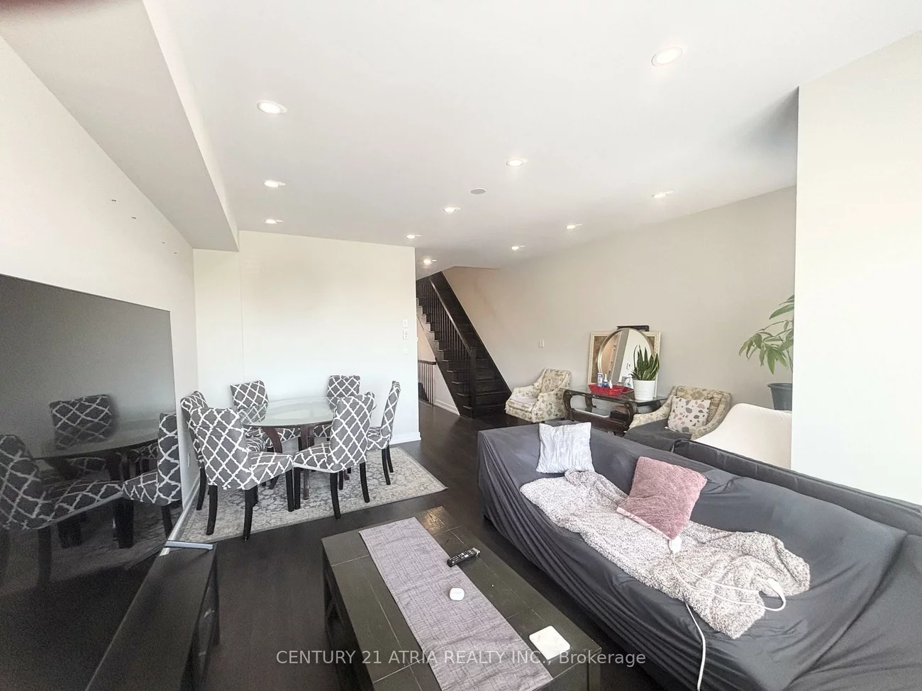 193, Sabina, 1008 - GO Glenorchy, Oakville