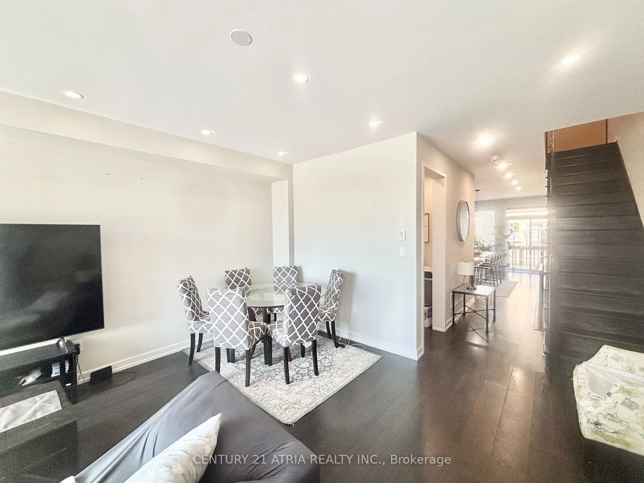 193, Sabina, 1008 - GO Glenorchy, Oakville