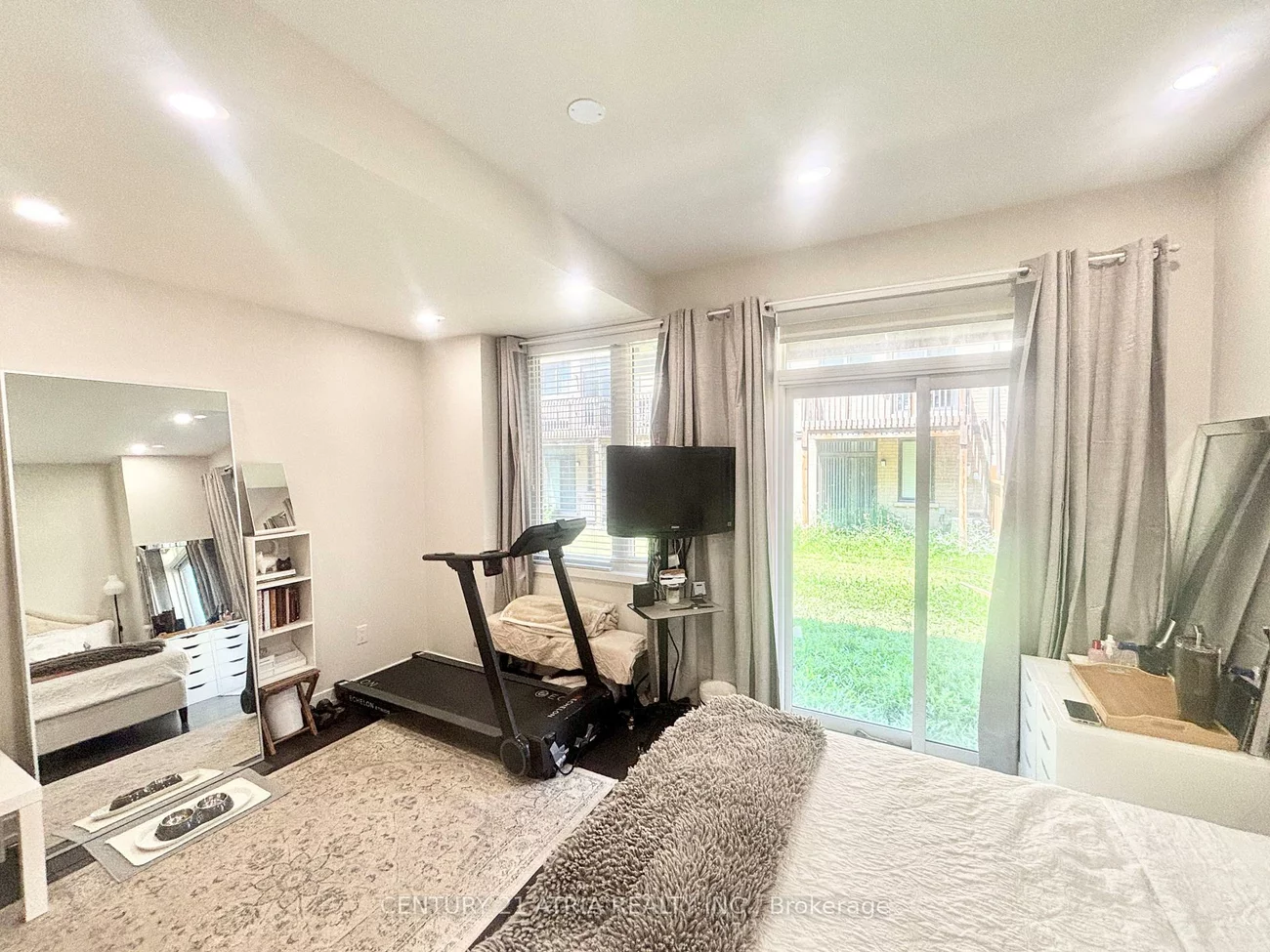 193, Sabina, 1008 - GO Glenorchy, Oakville