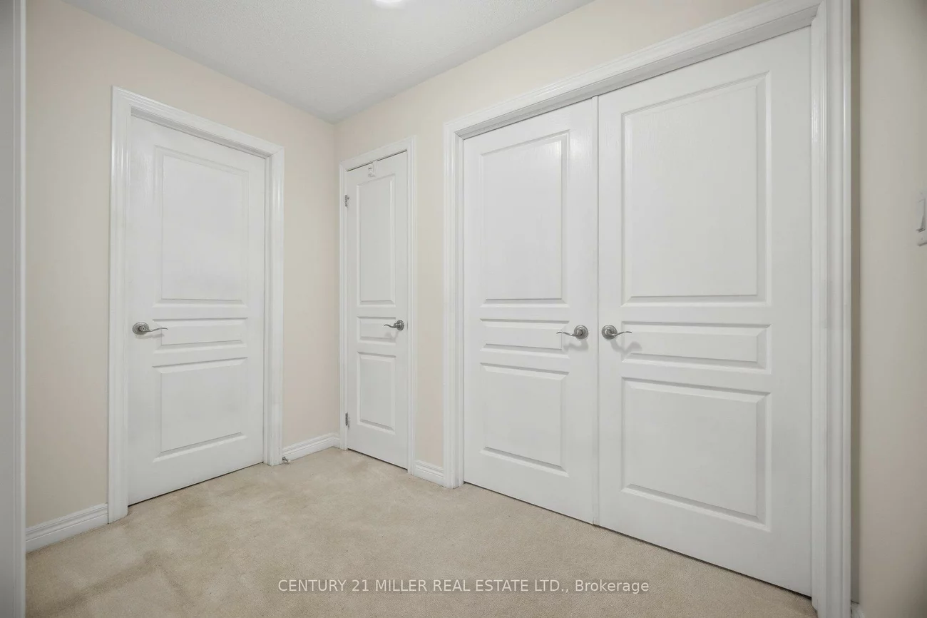 2455, Village, 1000 - BC Bronte Creek, Oakville