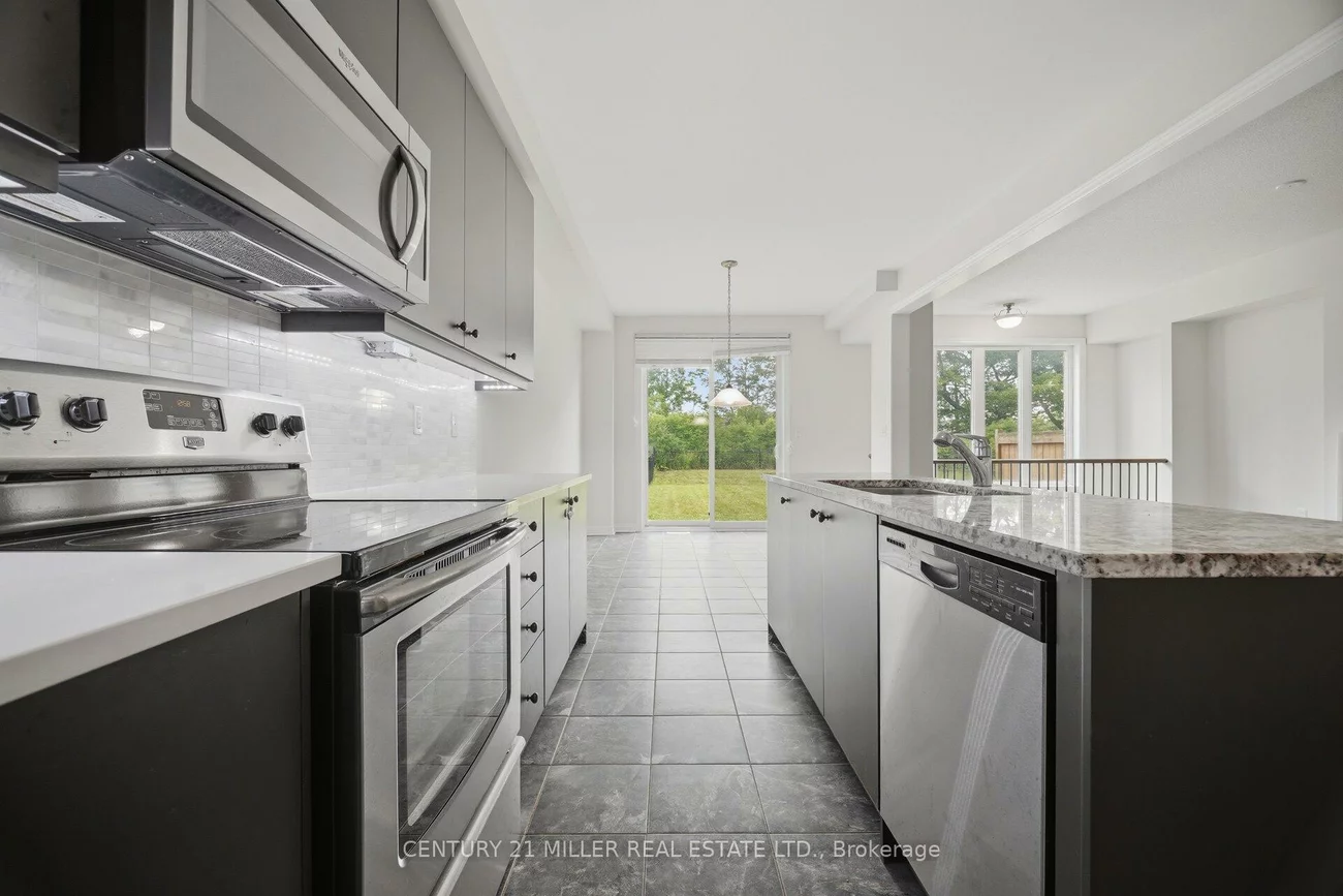 2455, Village, 1000 - BC Bronte Creek, Oakville