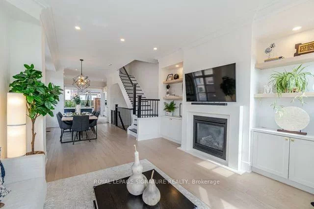 2147, Lillykin, 1015 - RO River Oaks, Oakville