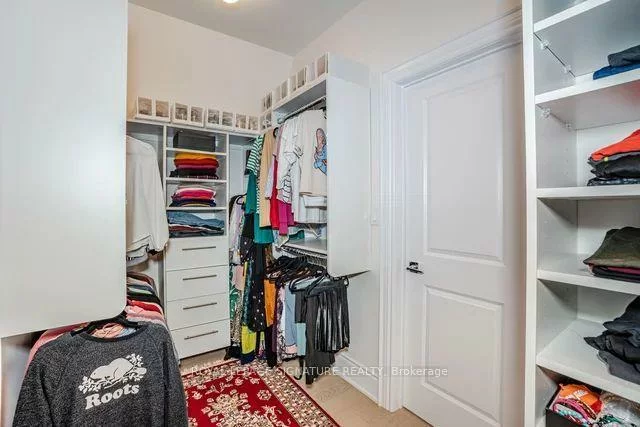 2147, Lillykin, 1015 - RO River Oaks, Oakville