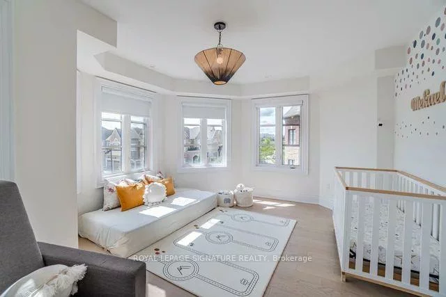 2147, Lillykin, 1015 - RO River Oaks, Oakville