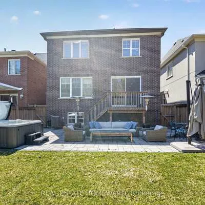 3329, Vernon Powell, 1008 - GO Glenorchy, Oakville