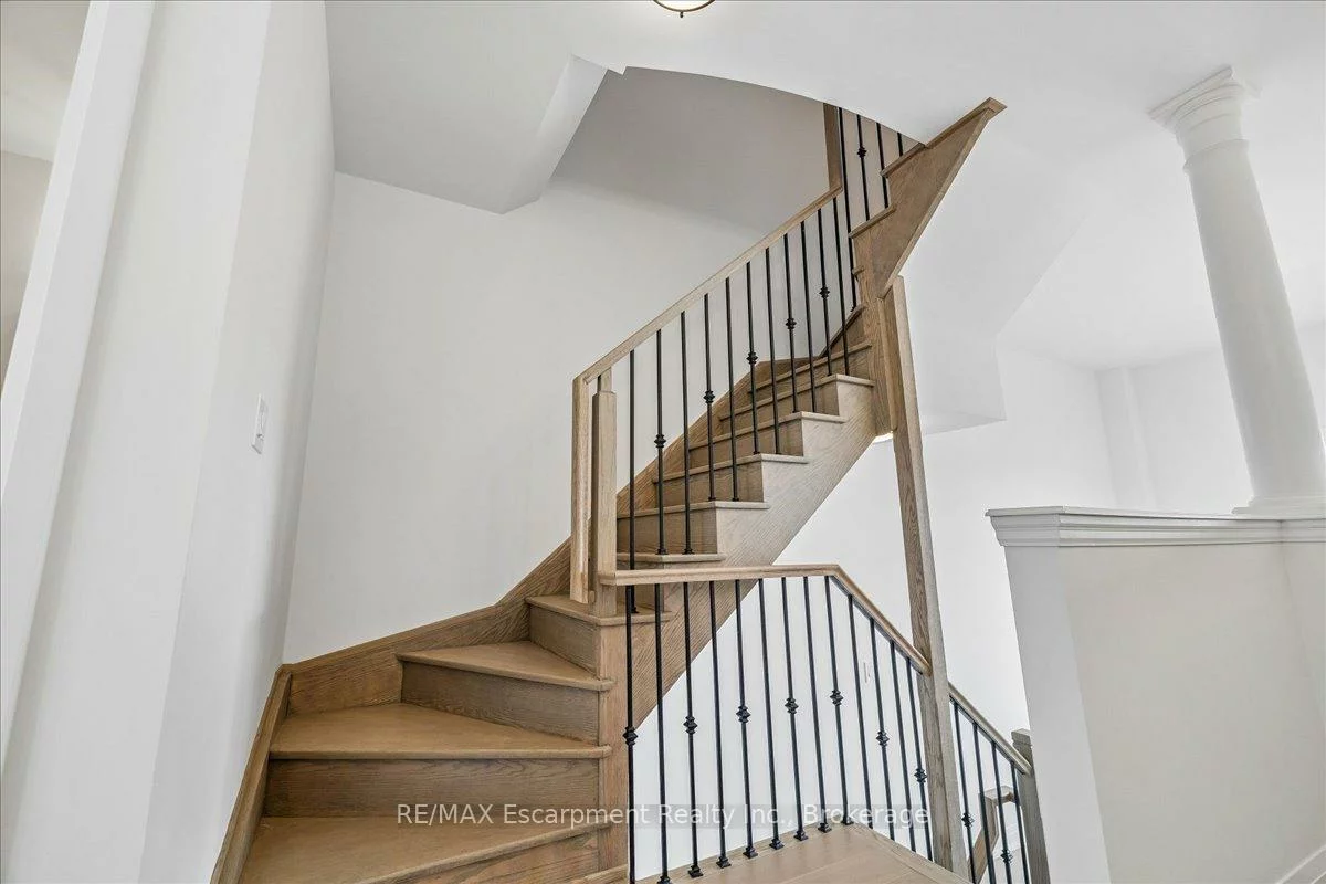 2171, Fiddlers, 1019 - WM Westmount, Oakville