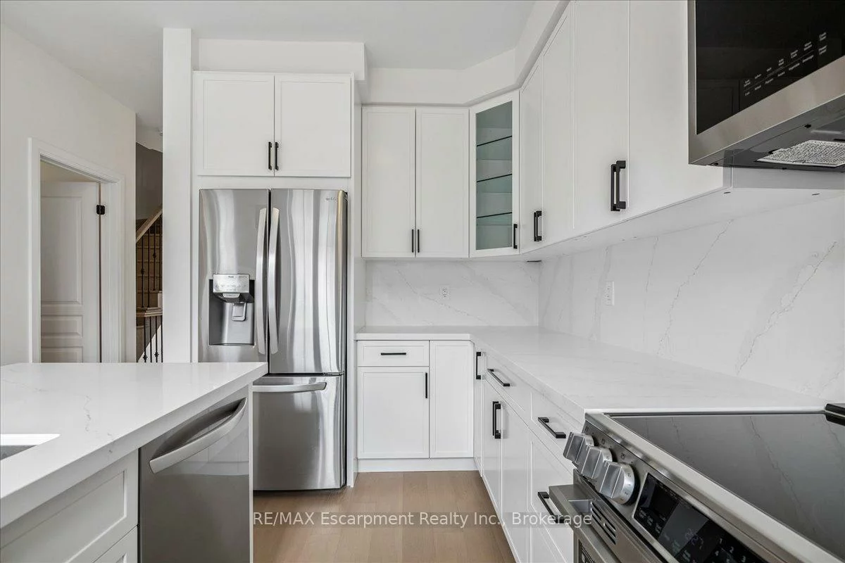 2171, Fiddlers, 1019 - WM Westmount, Oakville