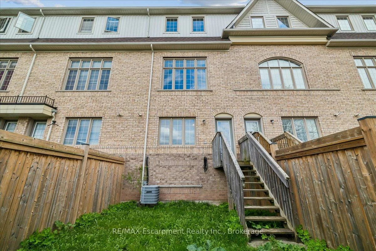 2171, Fiddlers, 1019 - WM Westmount, Oakville