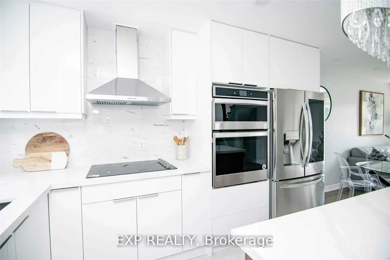 2117, Bridge, 1020 - WO West, Oakville