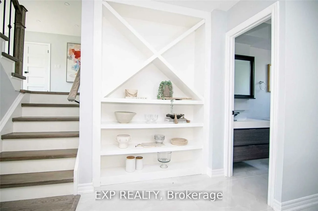 2117, Bridge, 1020 - WO West, Oakville