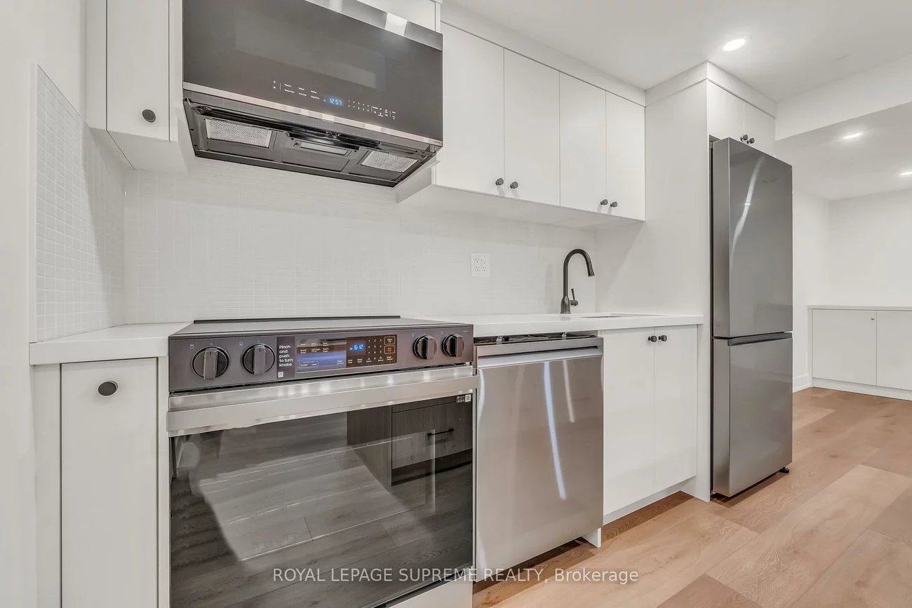 485, Anthony, 1013 - OO Old Oakville, Oakville
