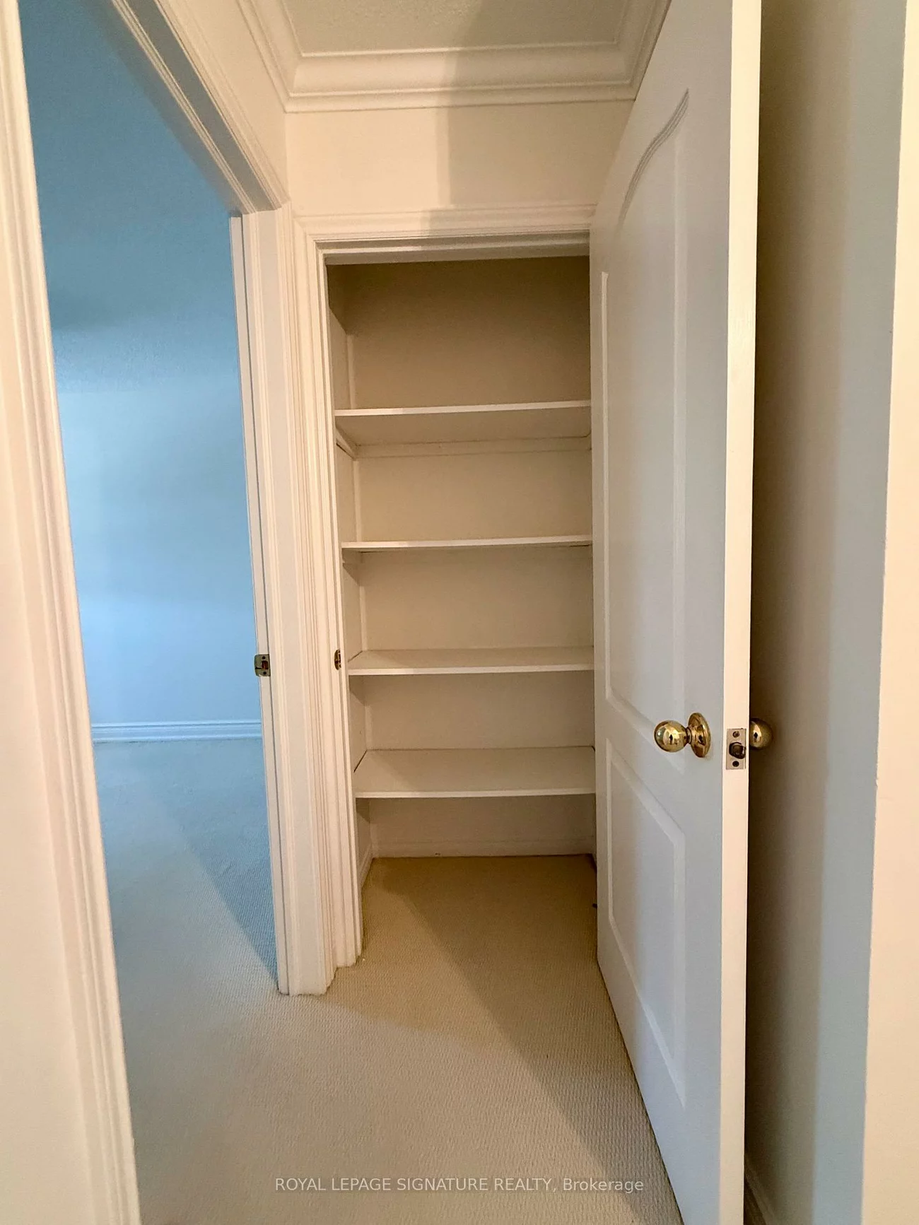 1133, Westview, 1022 - WT West Oak Trails, Oakville