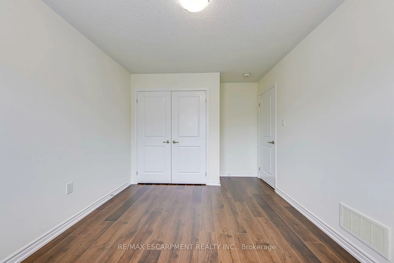 3475, Eternity, 1008 - GO Glenorchy, Oakville