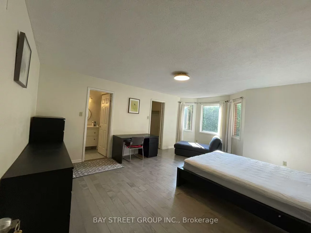 2589, Addingham, 1004 - CV Clearview, Oakville