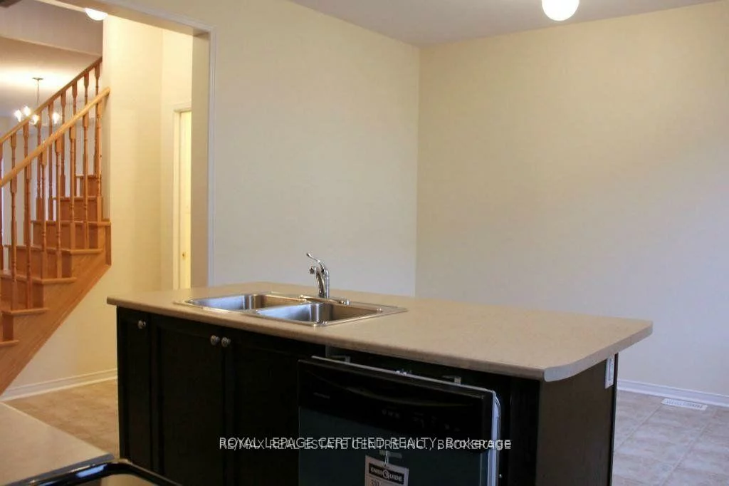 2163, Fiddlers, 1019 - WM Westmount, Oakville
