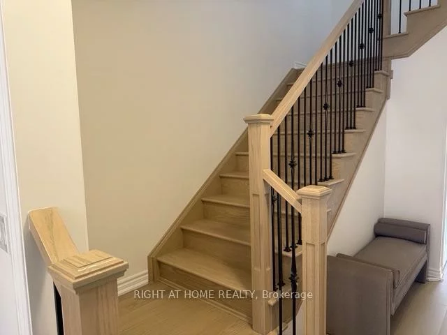1187, Dartmouth, 1010 - JM Joshua Meadows, Oakville