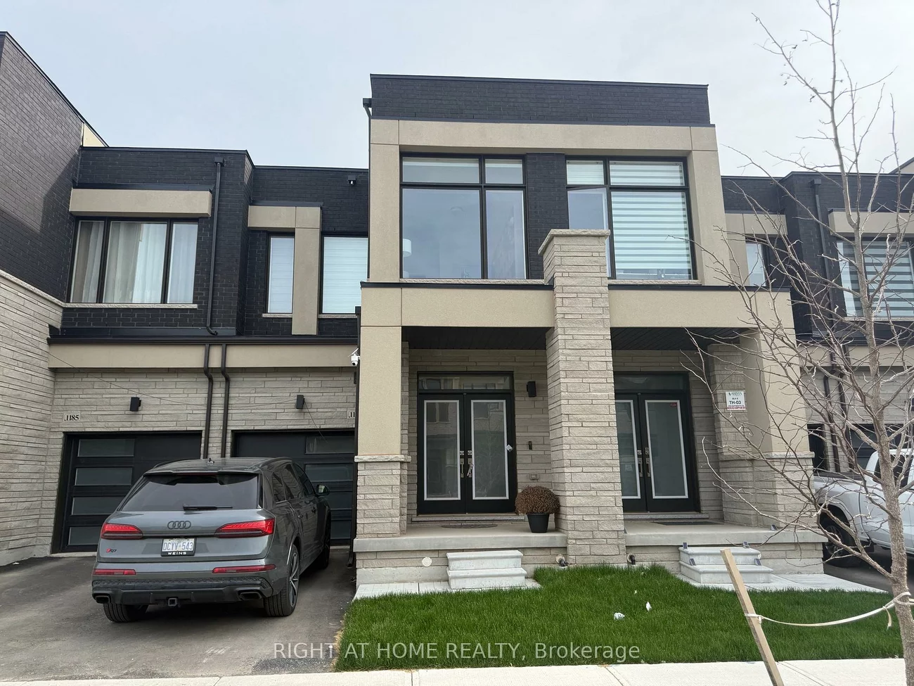 1187, Dartmouth, 1010 - JM Joshua Meadows, Oakville