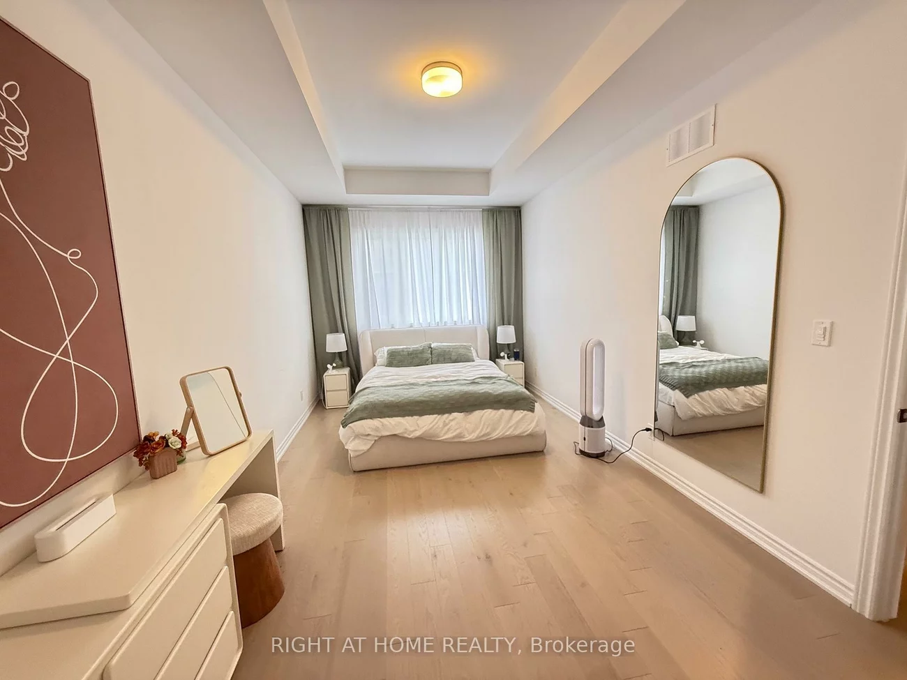 1187, Dartmouth, 1010 - JM Joshua Meadows, Oakville