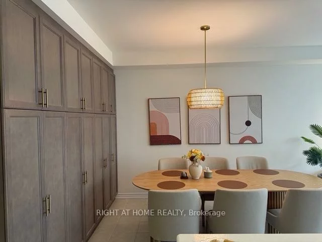 1187, Dartmouth, 1010 - JM Joshua Meadows, Oakville