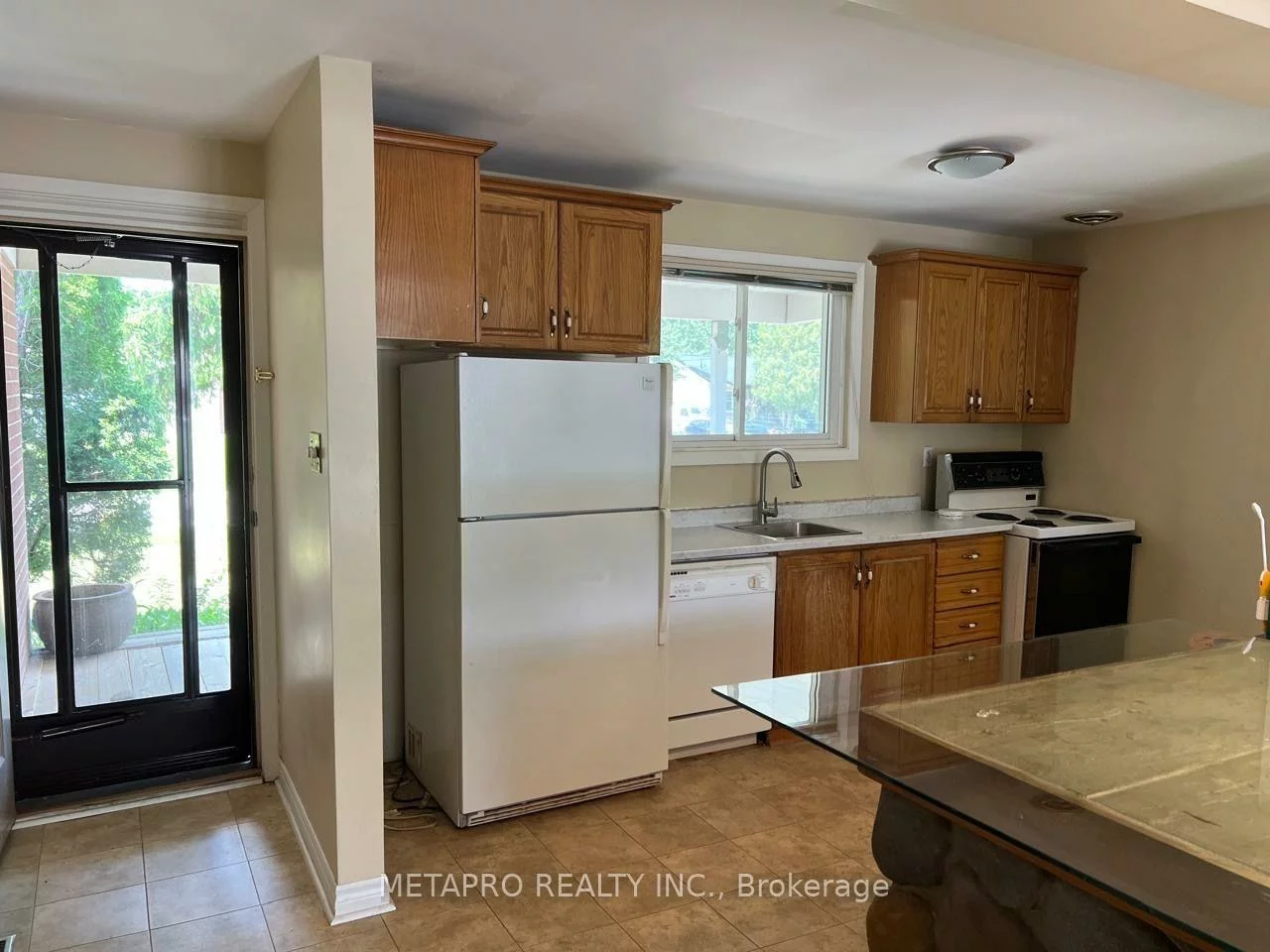 1294, Pinegrove, 1020 - WO West, Oakville