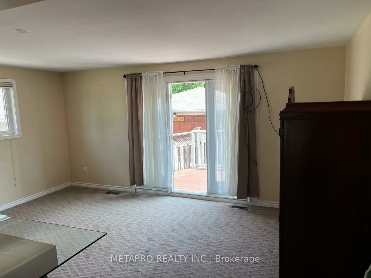 1294, Pinegrove, 1020 - WO West, Oakville