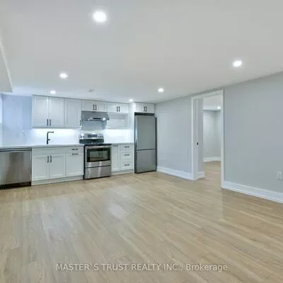 28, Florence, 1002 - CO Central, Oakville
