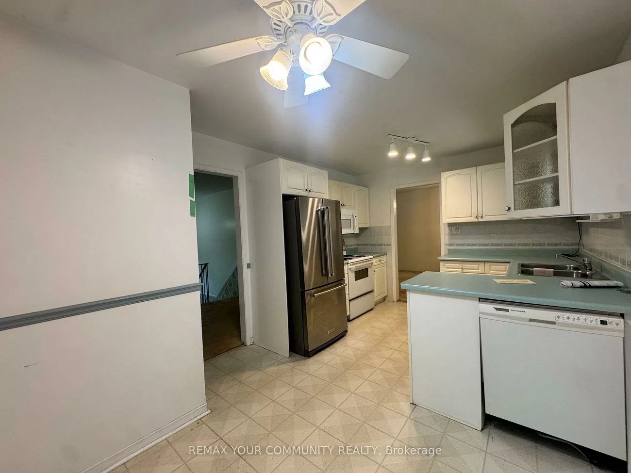 2063, Waters Edge, 1001 - BR Bronte, Oakville